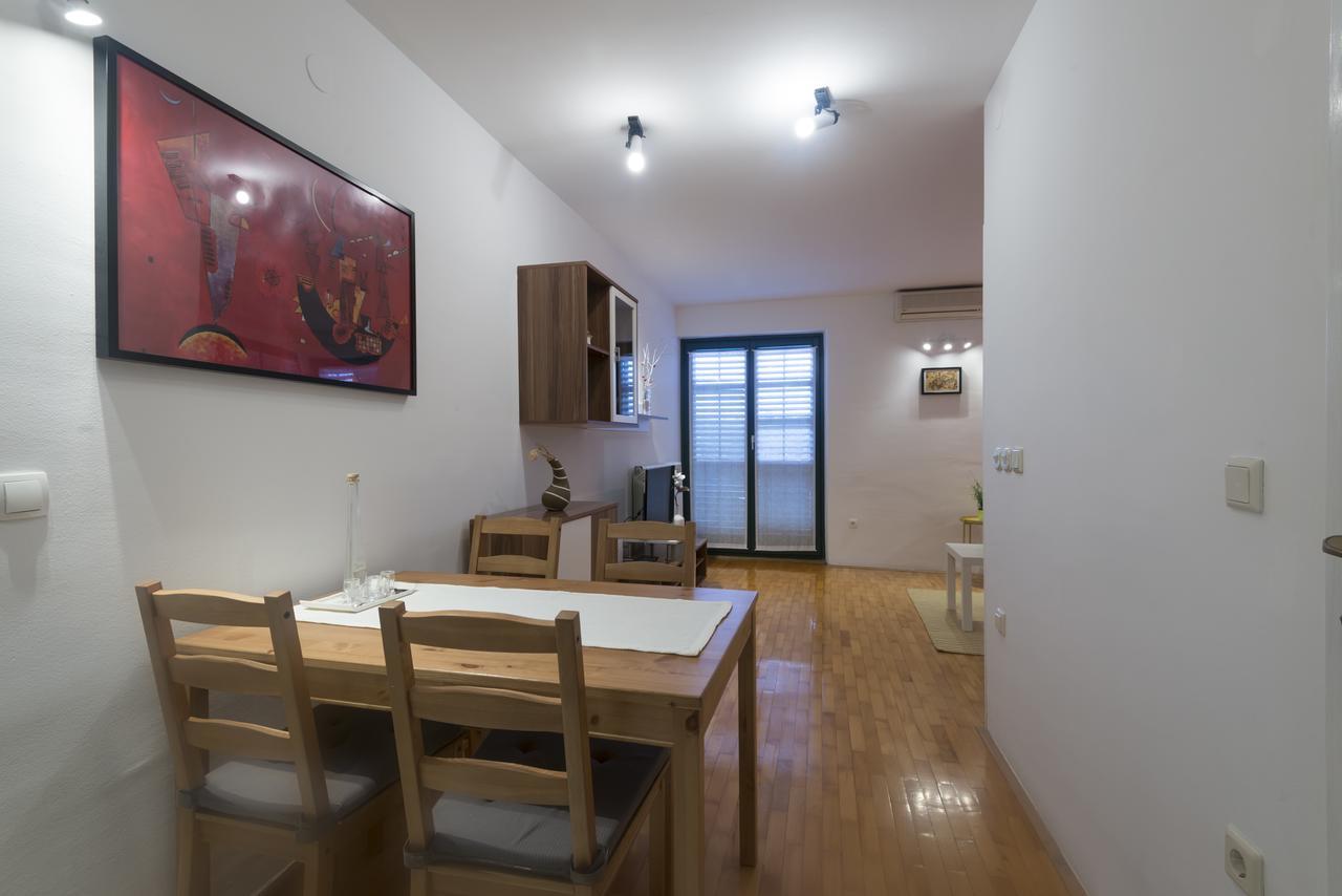 Apartment Blazenka พูลา ภายนอก รูปภาพ