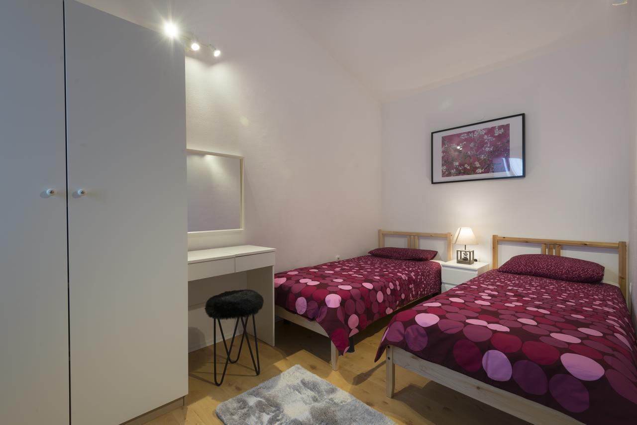 Apartment Blazenka พูลา ภายนอก รูปภาพ