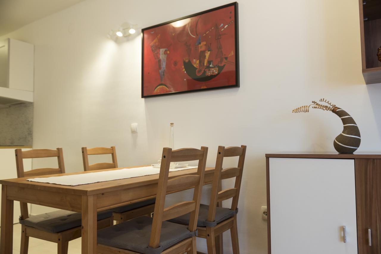 Apartment Blazenka พูลา ภายนอก รูปภาพ
