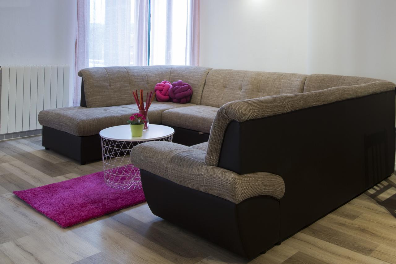 Apartment Blazenka พูลา ภายนอก รูปภาพ