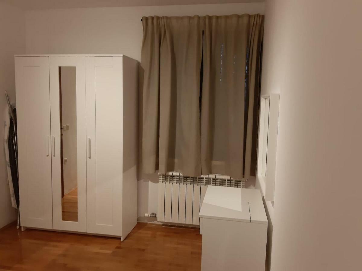 Apartment Blazenka พูลา ภายนอก รูปภาพ